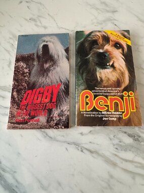 LOT OF 2 VINTAGE BOOKS DOG BOOKS DIGBY BENJI PULP PAPERBACKS